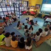 À Descoberta do 1.º Ciclo: JI Quinta das Violetas Visita a EB de S. Tiago