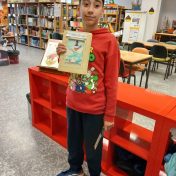 Leitor do mês em destaque na Biblioteca da Escola Afonso de Paiva.