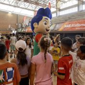 CIÊNCIA EM MOVIMENTO: UM VERDADEIRO SUCESSO COM A PARTICIPAÇÃO DA AACB!